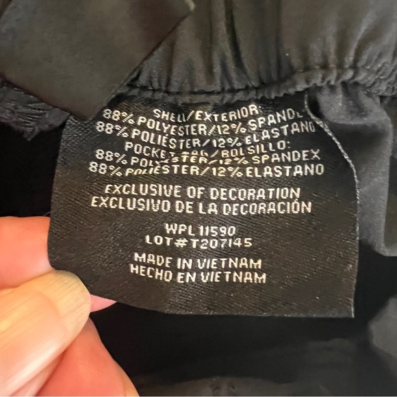 32 Degrees Cool Black Lightweight Pants Elastic Waist Belt Pockets Size XS EUC - Picture 6 of 6